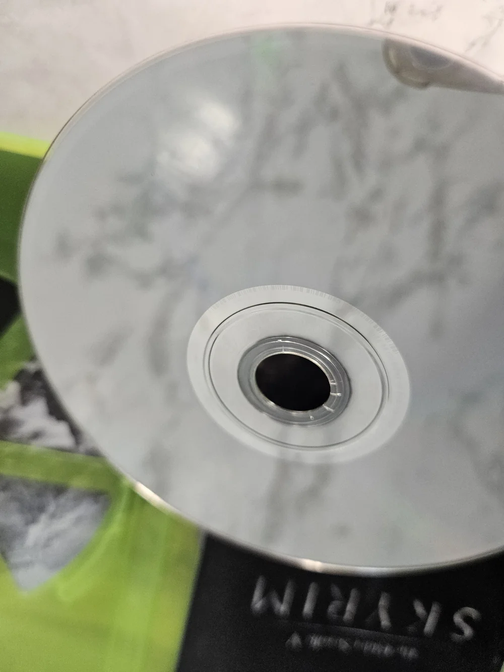 Skyrim Xbox 360  w/ Manual & Map